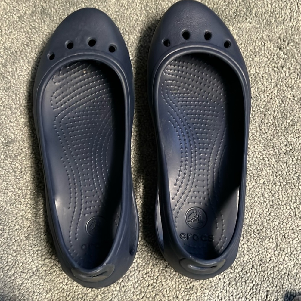 Cute & Functional Kadee Ballet Crocs - Picture 7 of 8